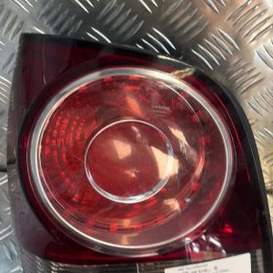 Feu arriere principal gauche (feux) VOLKSWAGEN POLO 4 PHASE 2 Diesel - Image 1