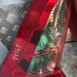 Feu arriere principal gauche (feux) CITROEN C4 1 PHASE 1 COUPE Diesel - Image 1