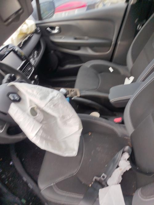 Feu arriere secondaire droit (feux) RENAULT CLIO 4 PHASE 2 Diesel - Image 7