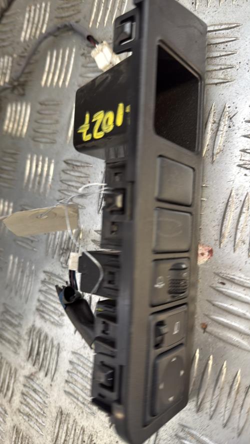 Commande retroviseurs NISSAN NOTE 1 PHASE 2 Diesel - Image 3