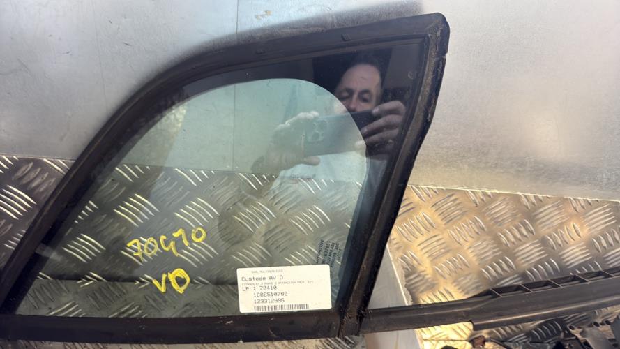 Custode avant droit (porte) CITROEN C3 2 PHASE 2 - Image 2