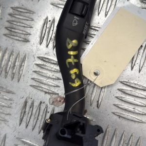 Commodo d'essuie glaces AUDI A4 1 AVANT PHASE 1 BREAK Diesel - Image 1