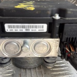 Bloc ABS (freins anti-blocage) DACIA SANDERO 1 Diesel - Image 1