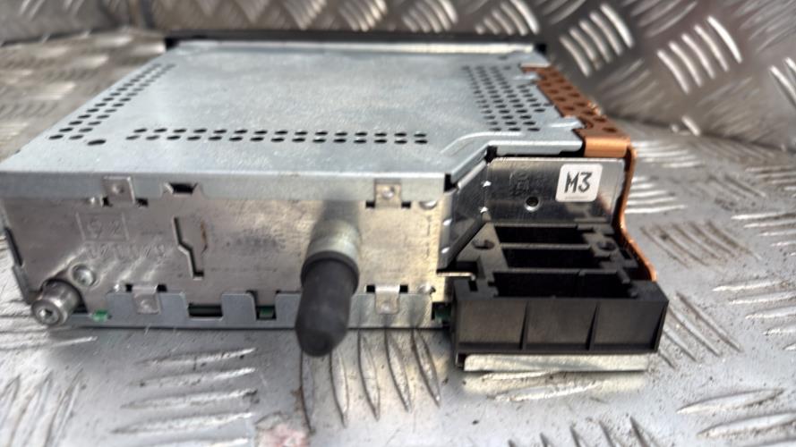 Autoradio d'origine PEUGEOT 307 PHASE 1 BREAK Diesel - Image 3