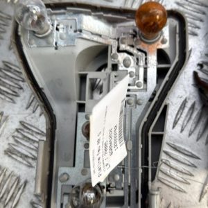 Platine feu arriere gauche VOLKSWAGEN POLO 4 PHASE 2 Essence - Image 1