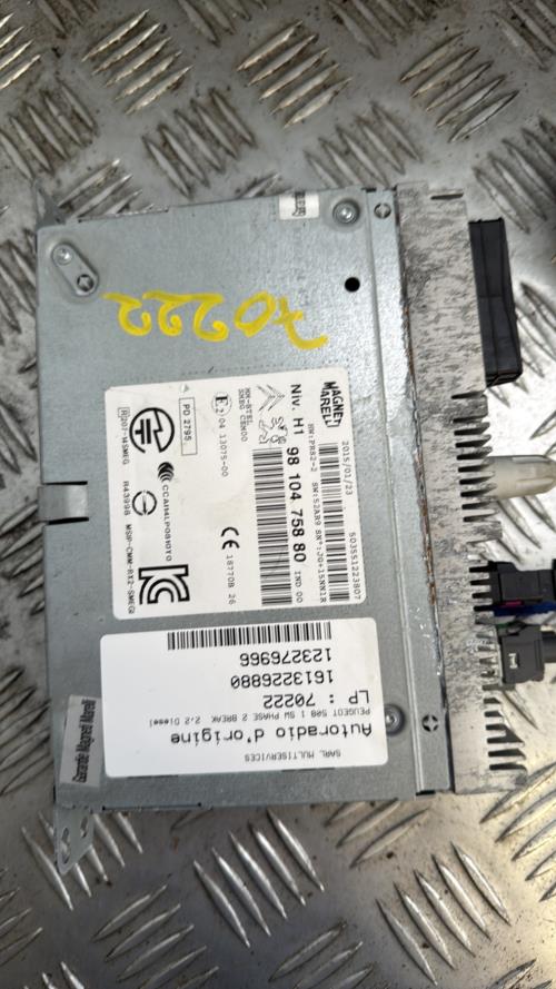 Autoradio d'origine PEUGEOT 508 1 SW PHASE 2 BREAK Diesel - Image 2