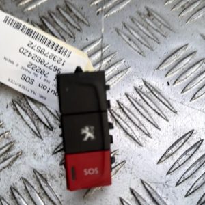 Bouton SOS PEUGEOT 508 1 SW PHASE 2 BREAK Diesel - Image 1