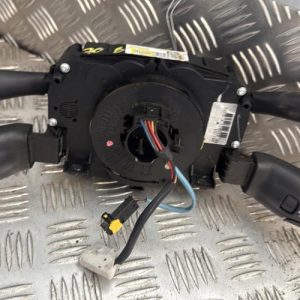 Com (Bloc Contacteur Tournant+Commodo Essuie Glace+Commodo Phare) PEUGEOT 207 PHASE 2 Diesel - Image 1