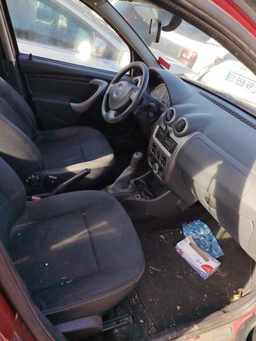 Calculateur moteur DACIA SANDERO 1 Diesel - Image 5