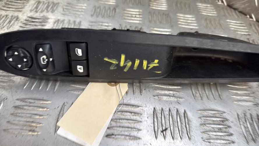 Interrupteur de leve vitre avant gauche CITROEN DS3 PHASE 1 Diesel - Image 3