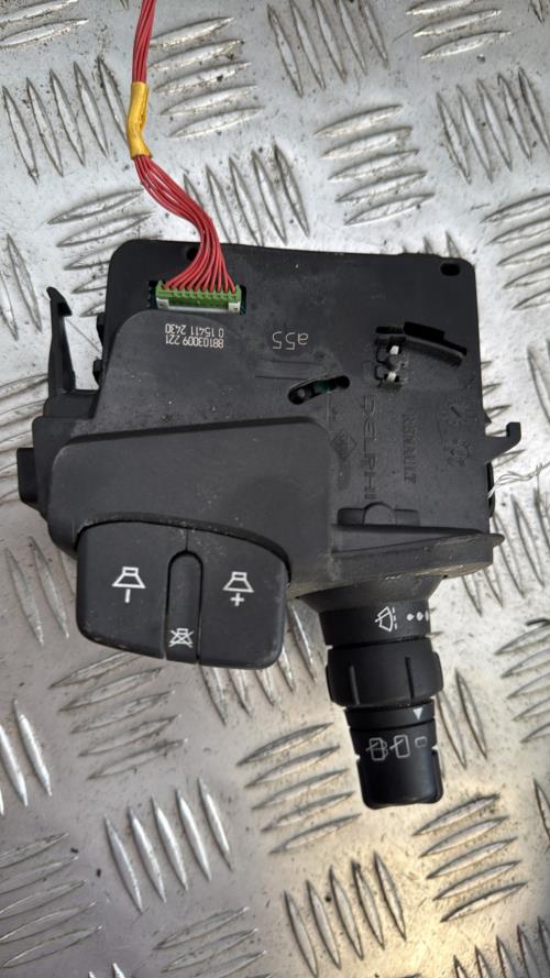 Commodo d'essuie glaces RENAULT CLIO 3 PHASE 1 Diesel - Image 1