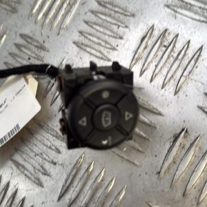 Bouton/Interrupteur PEUGEOT 508 1 SW PHASE 2 BREAK Diesel - Image 1