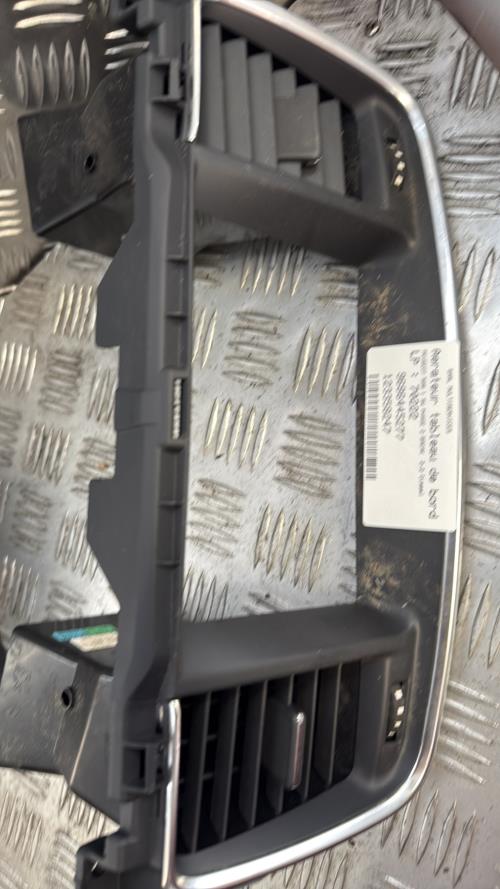 Aerateur tableau de bord PEUGEOT 508 1 SW PHASE 2 BREAK Diesel - Image 2