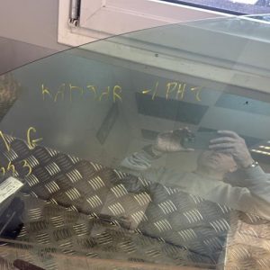 Vitre avant gauche RENAULT KADJAR PHASE 1 Diesel - Image 1