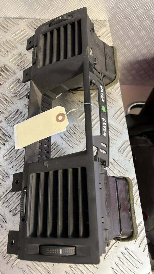 Aerateur tableau de bord OPEL VECTRA C PHASE 1 Diesel - Image 1