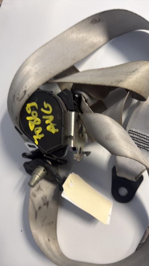 Ceinture avant gauche DACIA SANDERO 1 Diesel - Image 1