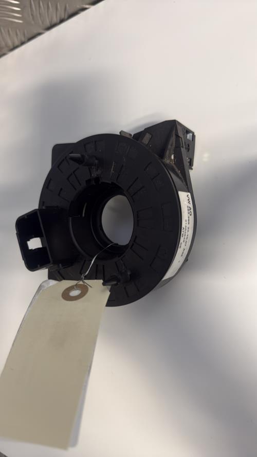 Contacteur tournant VOLKSWAGEN POLO 4 PHASE 2 Essence - Image 4