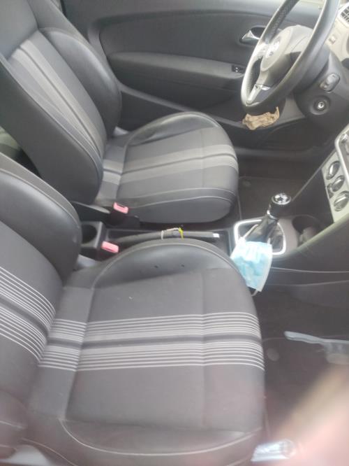 Moteur leve vitre avant gauche VOLKSWAGEN POLO 5 PHASE 1 Essence - Image 6