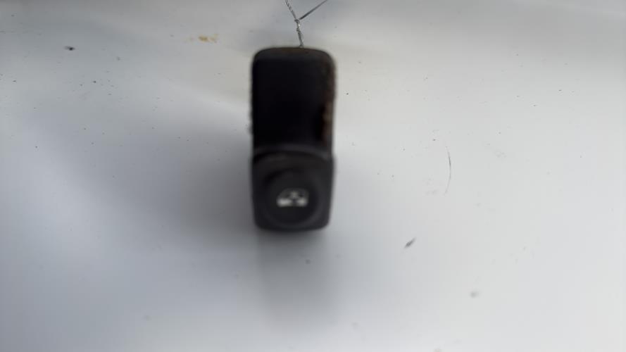 Interrupteur de leve vitre RENAULT SCENIC 1 PHASE 2 Diesel - Image 1