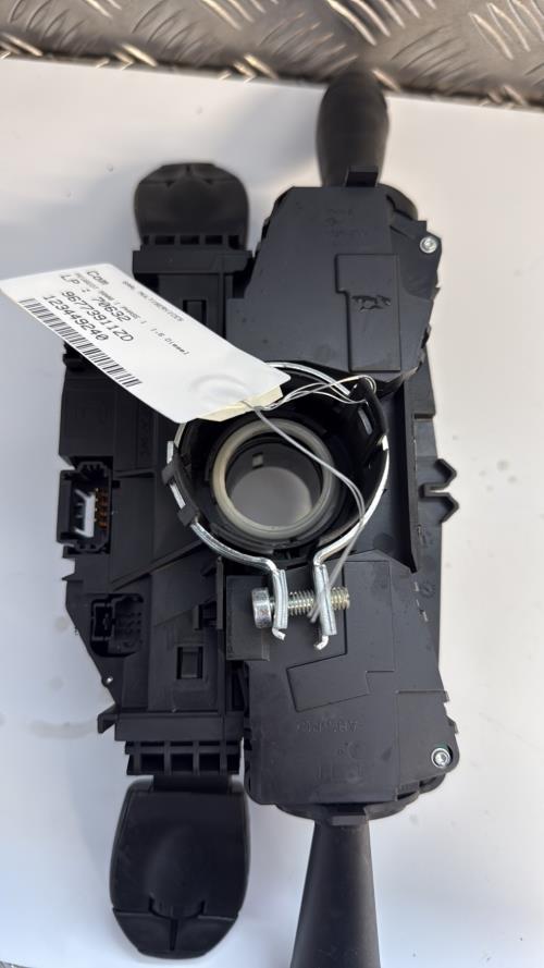 Com (Bloc Contacteur Tournant+Commodo Essuie Glace+Commodo Phare) PEUGEOT 5008 1 PHASE 1 Diesel - Image 3