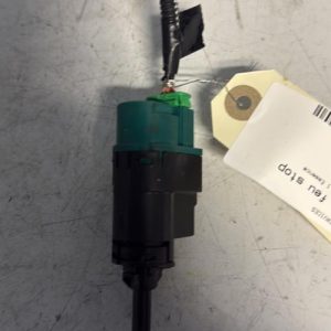 Contacteur feu stop RENAULT CLIO 5 PHASE 1 Essence - Image 1