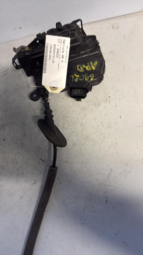 Serrure arriere droit RENAULT CLIO 5 PHASE 1 Essence - Image 1