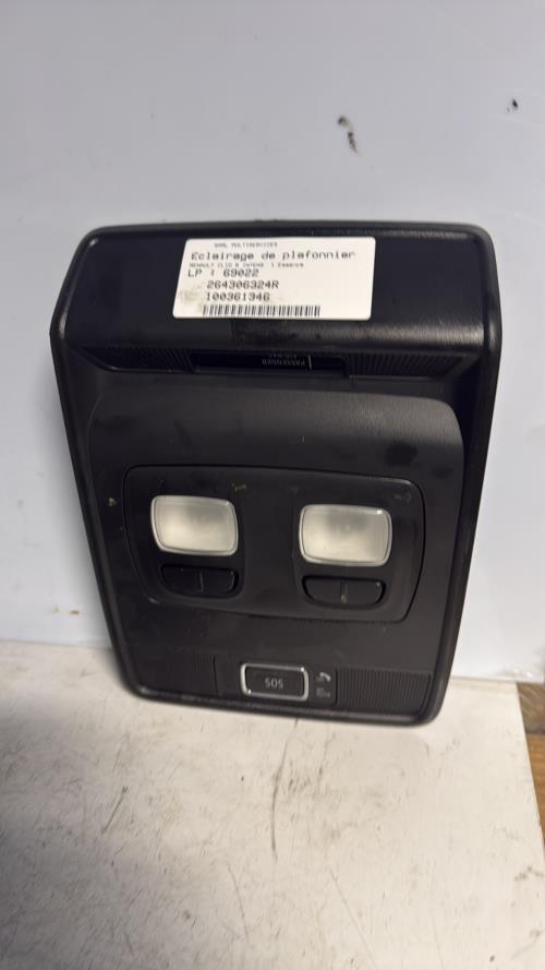 Eclairage de plafonnier RENAULT CLIO 5 PHASE 1 Essence - Image 1