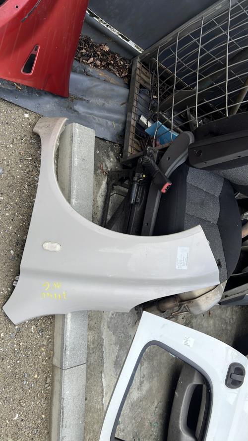 Aile avant gauche NISSAN MICRA 3 PHASE 3 Diesel - Image 1