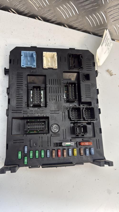 Boitier BSI PEUGEOT 307 PHASE 2 Diesel - Image 3