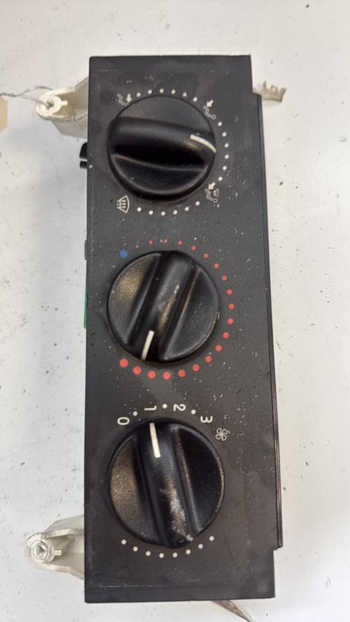 Commande chauffage RENAULT KANGOO 1 PHASE 1 Essence - Image 2