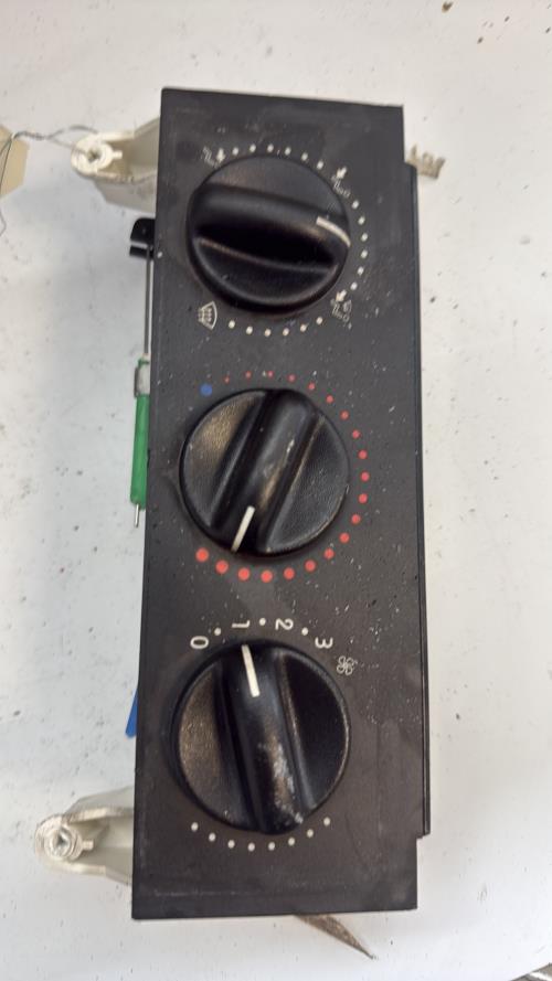 Commande chauffage RENAULT KANGOO 1 PHASE 1 Essence - Image 3