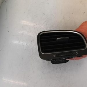 Aerateur tableau de bord avant droit VOLKSWAGEN GOLF 6 Diesel - Image 1