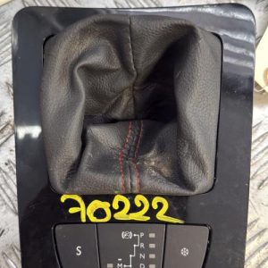 Soufflet de levier de vitesse PEUGEOT 508 1 SW PHASE 2 BREAK Diesel - Image 1