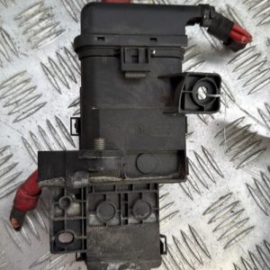 Porte fusible BMW SERIE 7 E65 PHASE 1 Diesel - Image 1