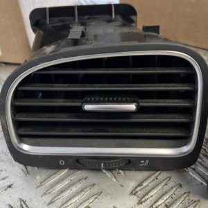 Aerateur tableau de bord avant gauche VOLKSWAGEN GOLF 6 Diesel - Image 1