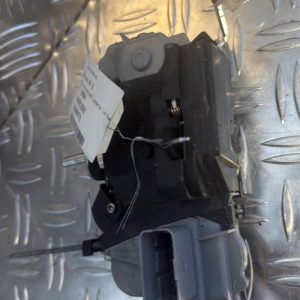 Serrure avant gauche CITROEN XSARA PICASSO PHASE 2 Diesel - Image 1