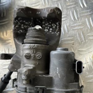 Etrier arriere droit (freinage) MERCEDES CLASSE GLA 156 PHASE 2 Diesel - Image 1