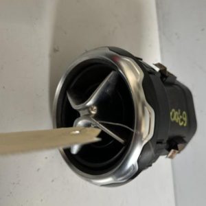 Aerateur tableau de bord MERCEDES CLASSE GLA 156 PHASE 2 Diesel - Image 1