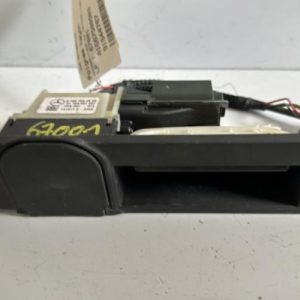 Poignee hayon MERCEDES CLASSE GLA 156 PHASE 2 Diesel - Image 1