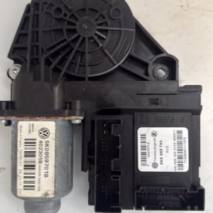 Moteur leve vitre avant gauche VOLKSWAGEN GOLF 6 Diesel - Image 1