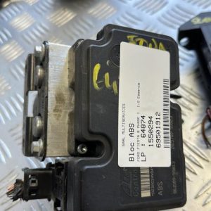 Bloc ABS (freins anti-blocage) FORD FIESTA 6 PHASE 1 Essence - Image 1