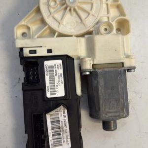 Moteur leve vitre avant gauche RENAULT LAGUNA 3 PHASE 1 Diesel - Image 1