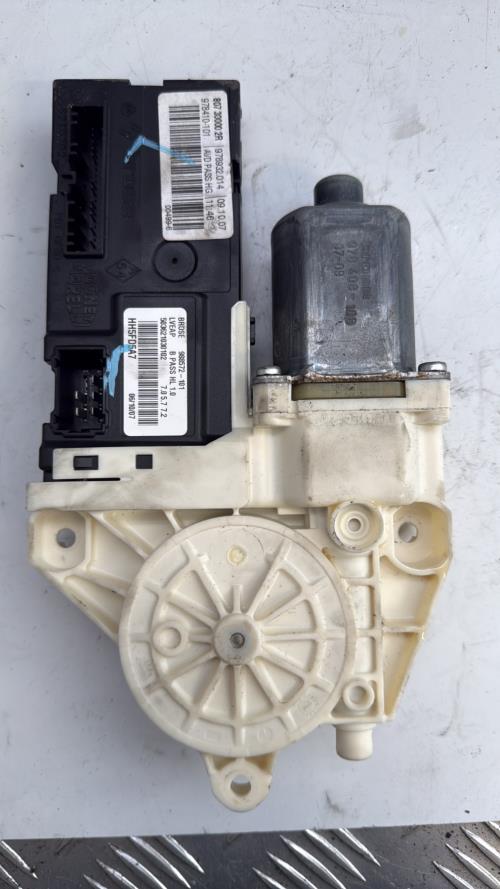 Moteur leve vitre avant droit RENAULT LAGUNA 3 PHASE 1 Diesel - Image 1