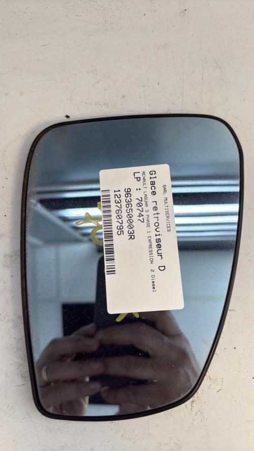 Glace retroviseur droit RENAULT LAGUNA 3 PHASE 1 Diesel - Image 1