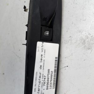 Interrupteur de leve vitre avant droit RENAULT LAGUNA 3 PHASE 1 Diesel - Image 1