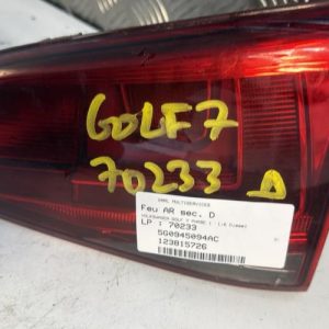 Feu arriere secondaire droit (feux) VOLKSWAGEN GOLF 7 PHASE 1 Diesel - Image 1