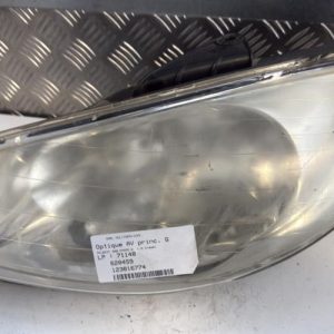 Optique avant principal gauche (feux)(phare) PEUGEOT 206 PHASE 2 Diesel - Image 1